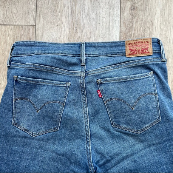 Levi’s 711 Skinny Jeans - Picture 5 of 8